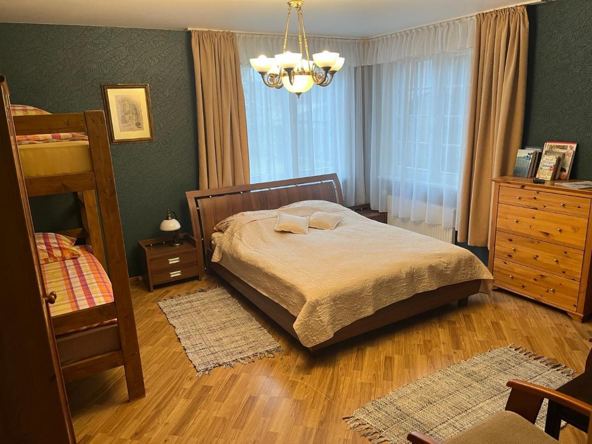 Family House Room Salacgrīva Extérieur photo